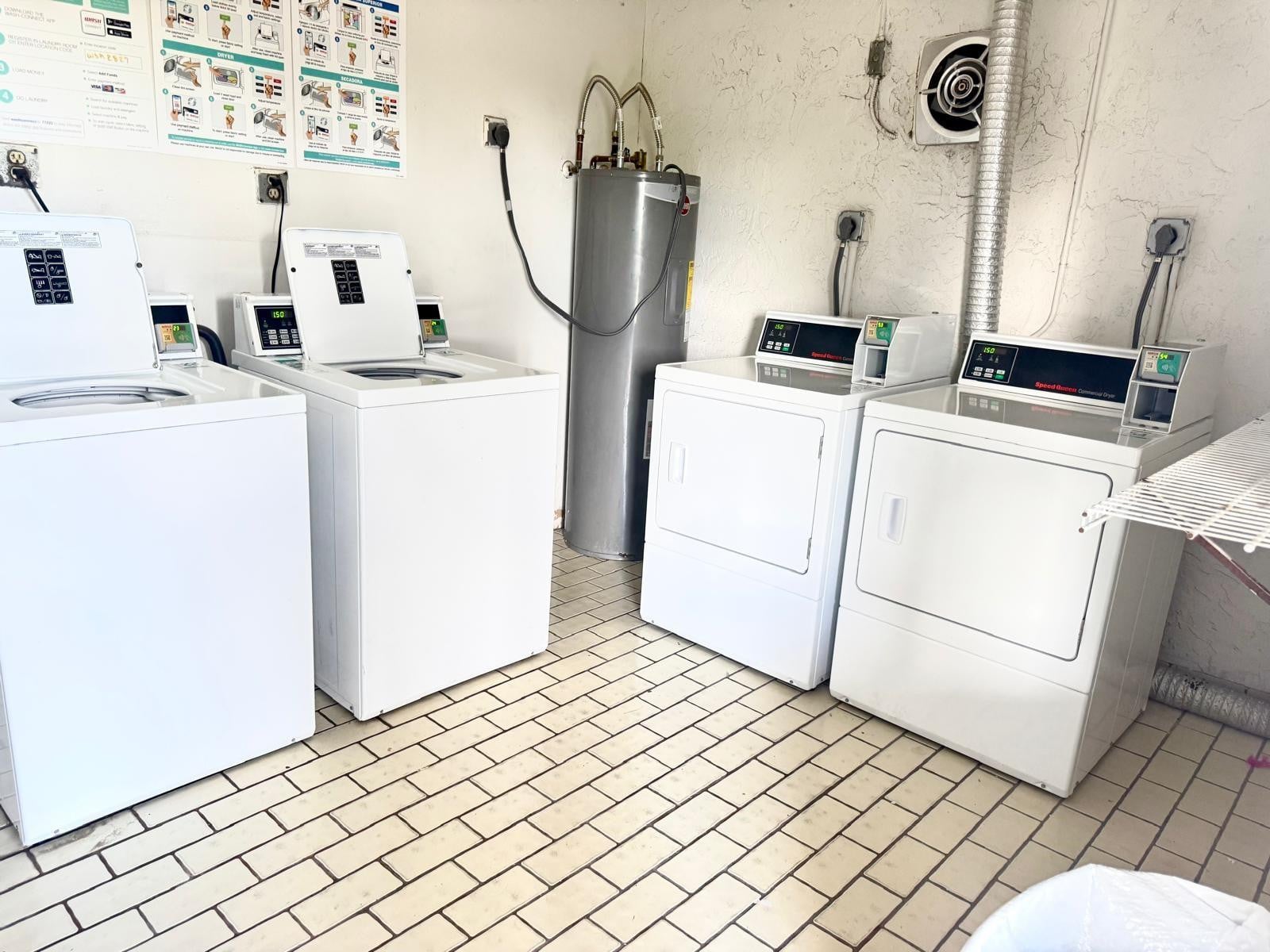 Unit M202 photo 20