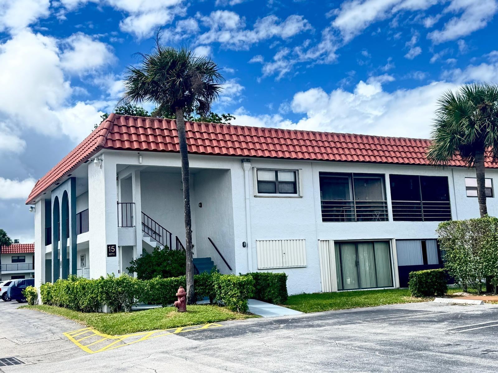 Unit M202 photo 33