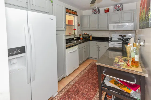  Residence photo 9
