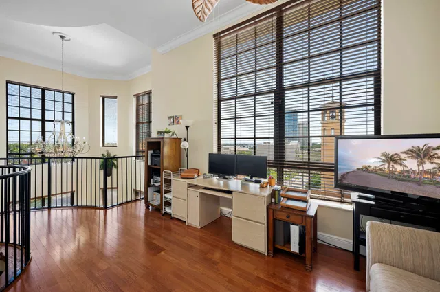 One City Plaza Unit 416 photo 36