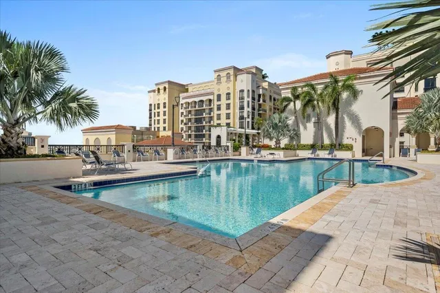 One City Plaza Unit 416 photo 38