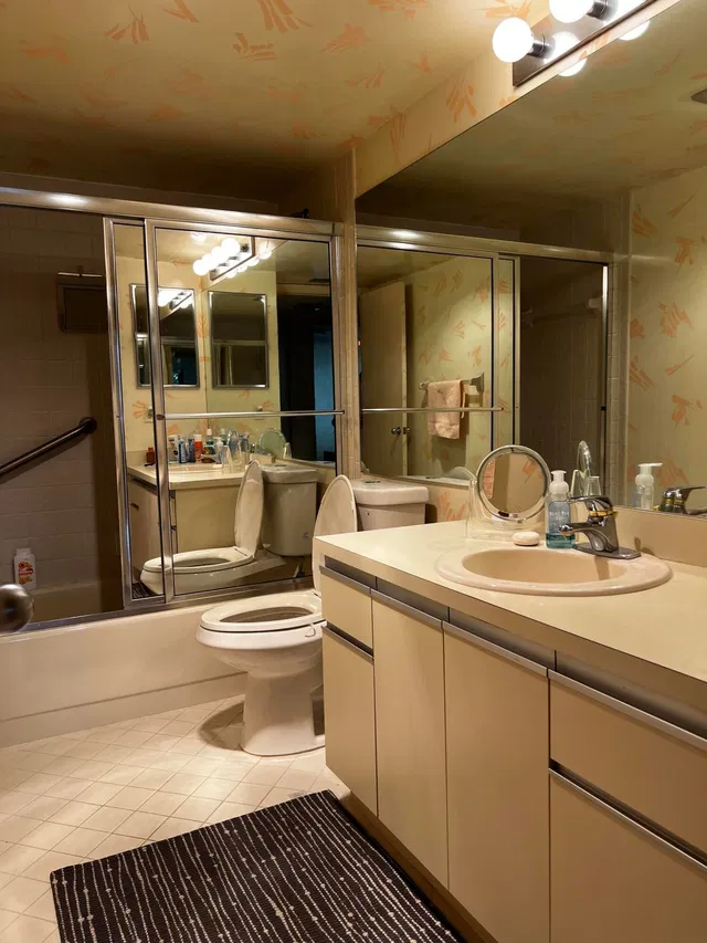 Unit 207 photo 8