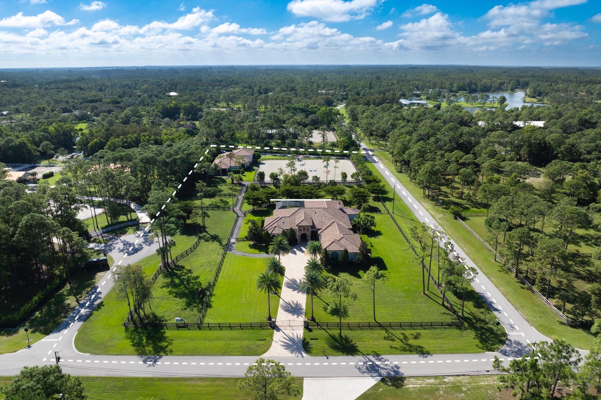Homeland Residence photo 2