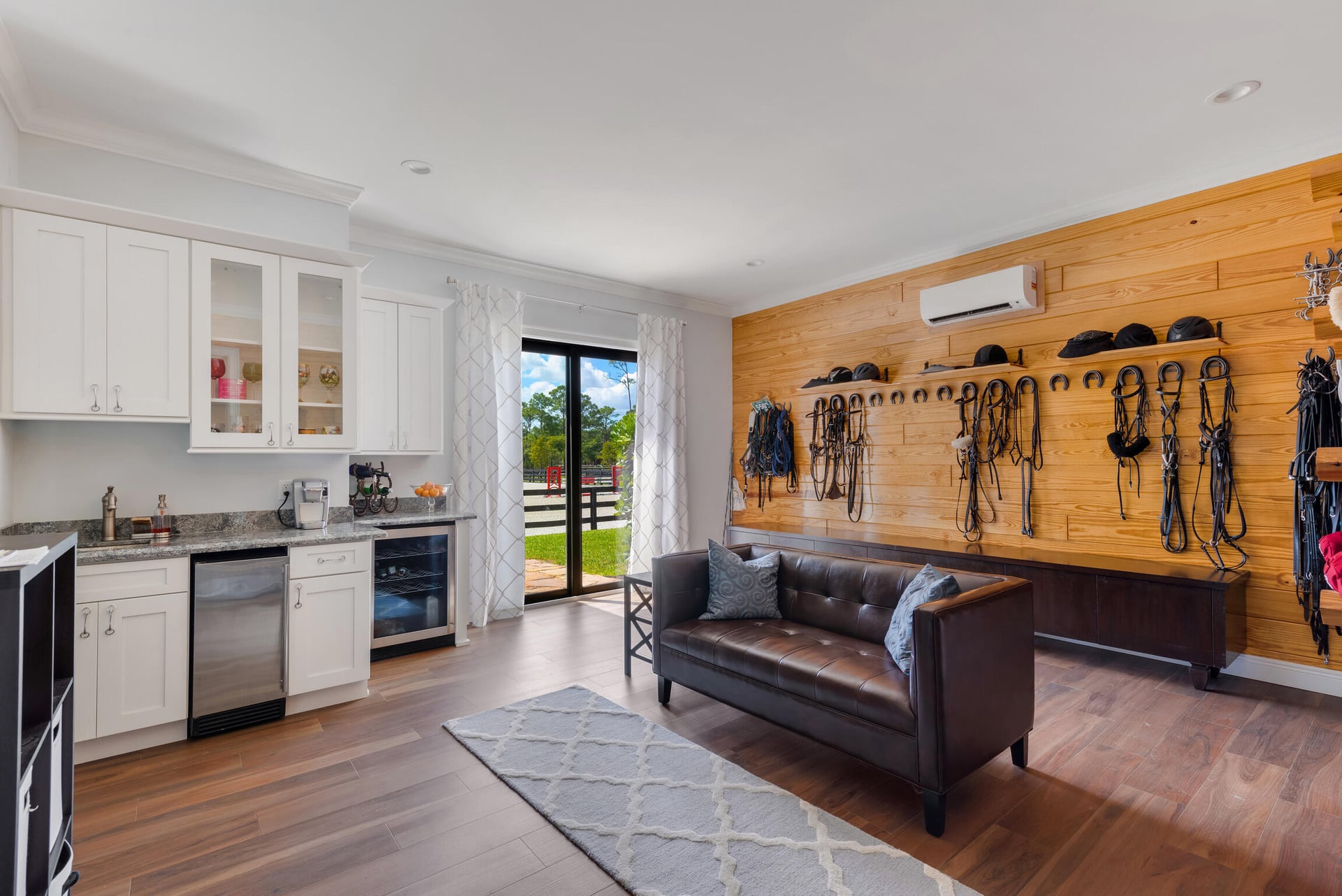 Homeland Residence photo 34