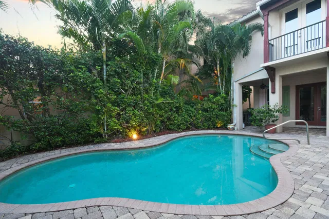 Valencia at Abacoa Residence photo 4