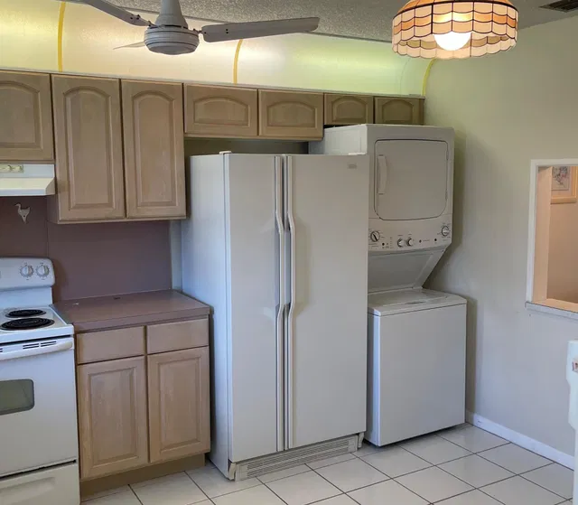  Residence photo 6