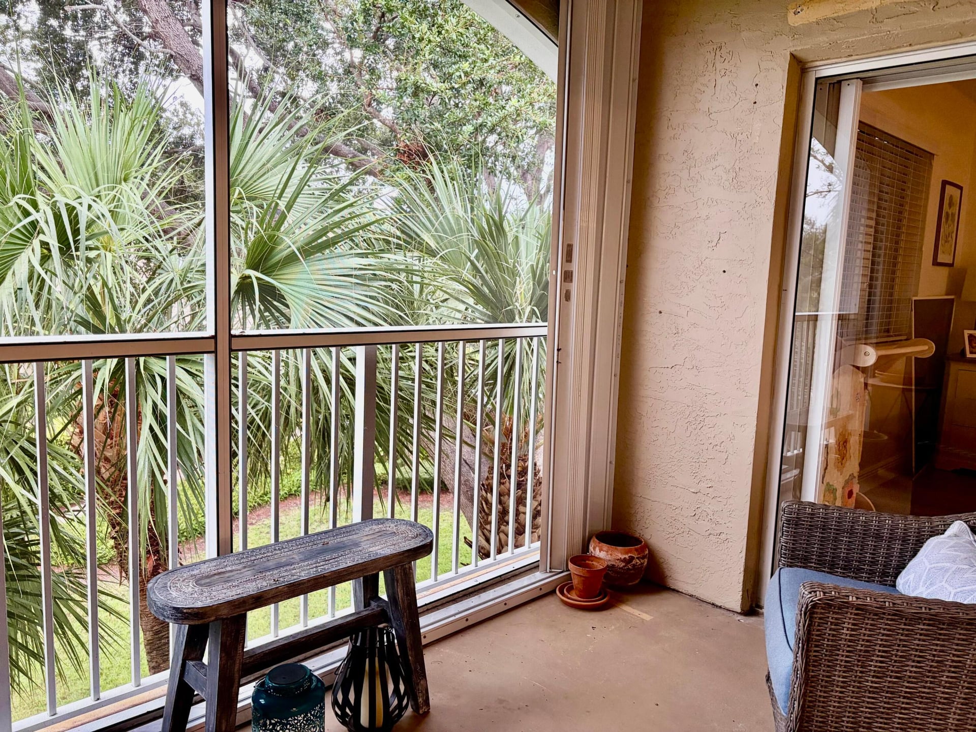 Unit 2304 photo 16