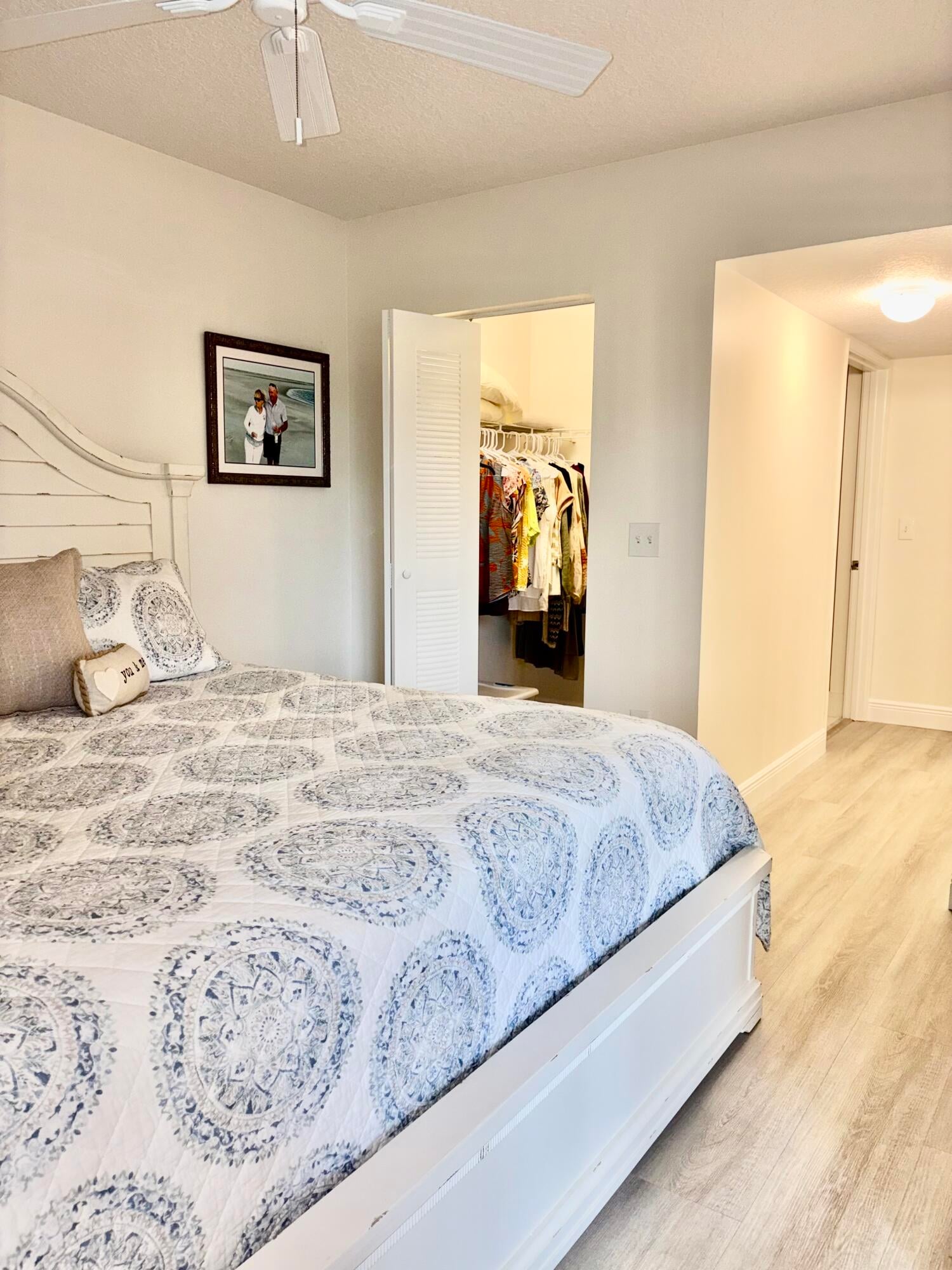 Unit 2304 photo 20