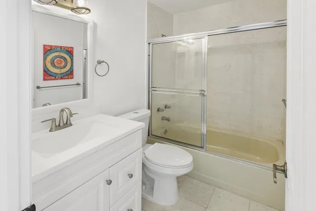 Residence photo 38