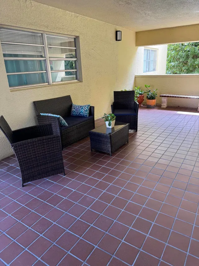 Unit 215 photo 10