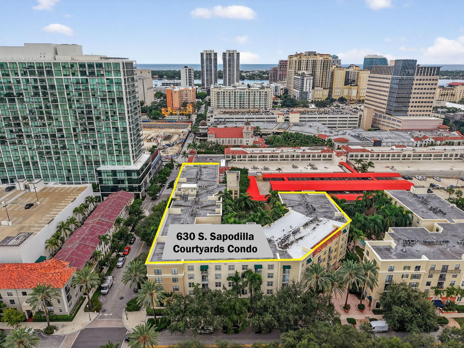 Courtyards in Cityplace Unit 121 photo 2