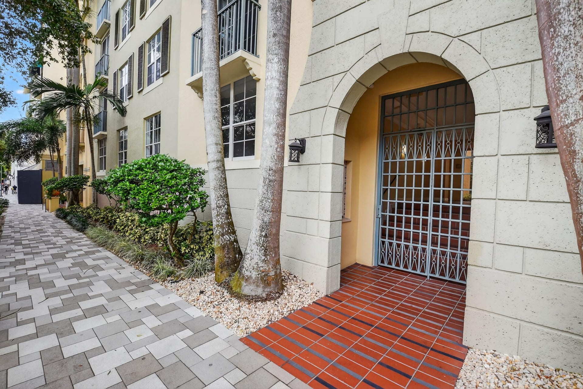 Courtyards in Cityplace Unit 121 photo 4