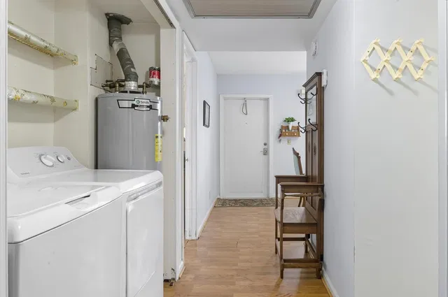 Unit 14 photo 13