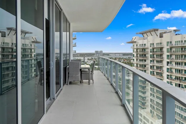 Amrit Ocean Resort & Residences Unit H-1508 photo 8