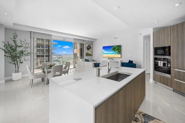 Amrit Ocean Resort & Residences Unit H-1508 photo 11