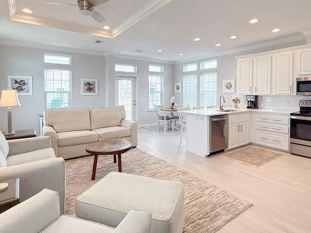 Residence photo 4