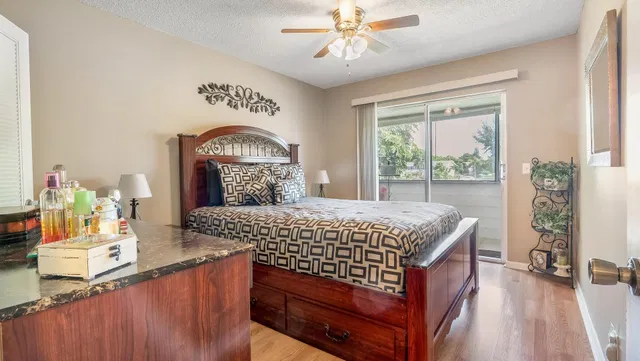 Residence photo 4