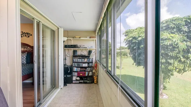 Residence photo 9