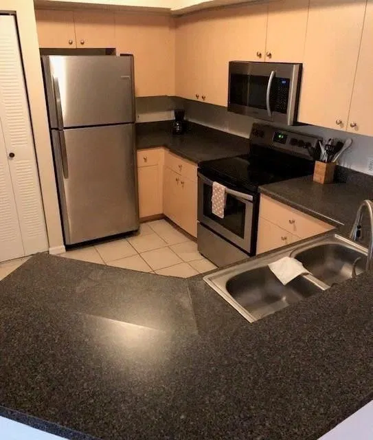 Unit 108 photo 13