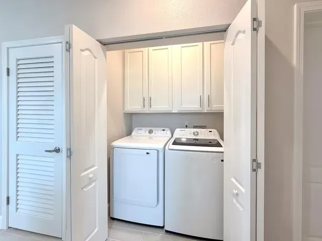 Residence photo 13