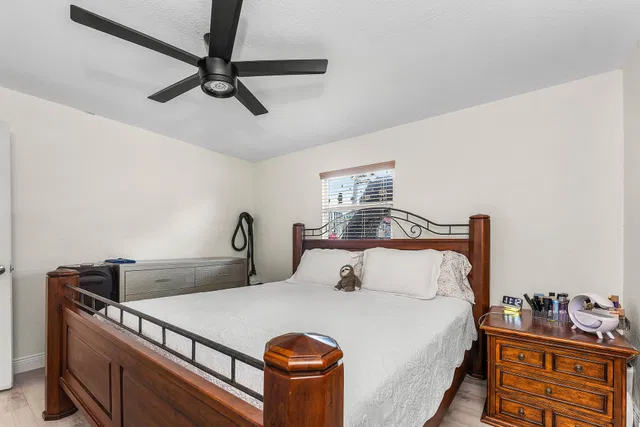  Residence photo 11
