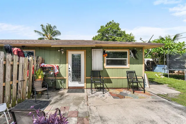  Residence photo 26