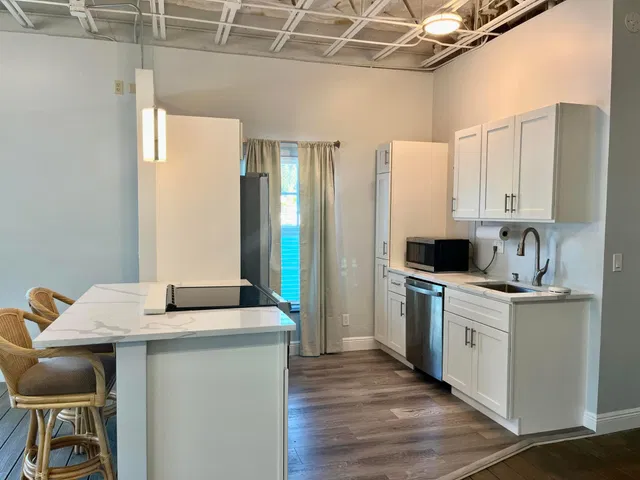 Residence photo 19