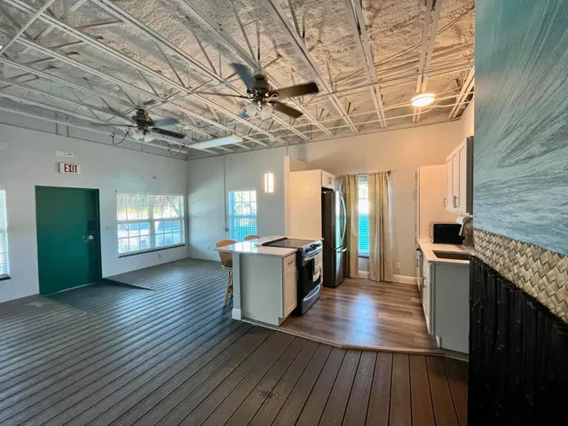 Residence photo 26