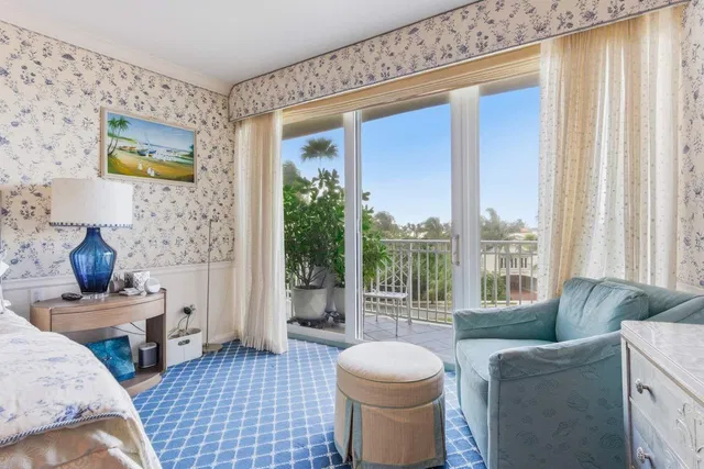 One Royal Palm Way Palm Beach Unit F4 photo 14