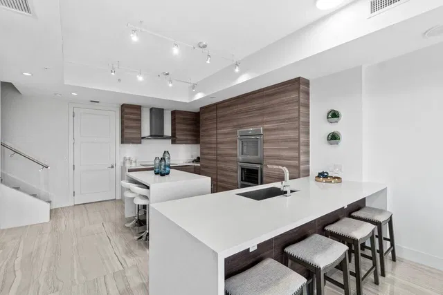 Tower 155 Unit 1205 photo 6