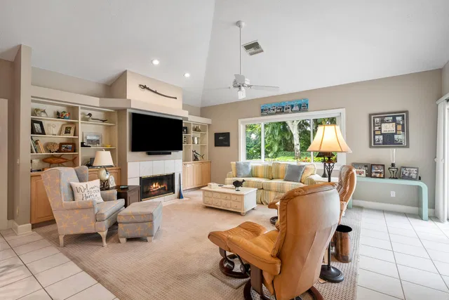 Mariner Sands Residence photo 12