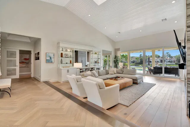 Admirals Cove Residence photo 6