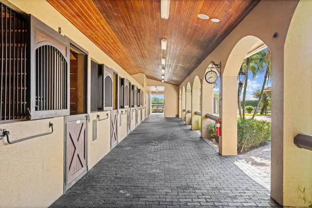 Residence photo 7