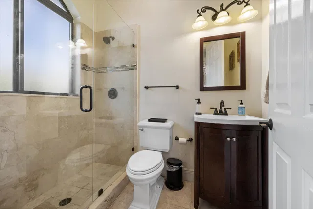  Residence photo 13
