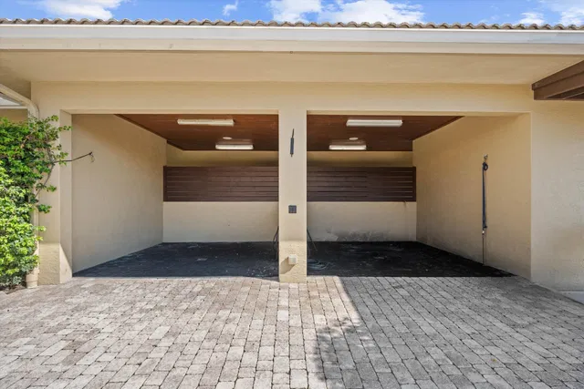  Residence photo 15