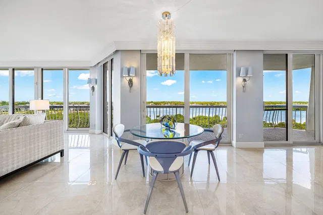 Sloan's Curve Palm Beach Unit 605n photo 7