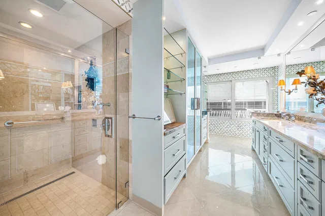 Sloan's Curve Palm Beach Unit 605n photo 15