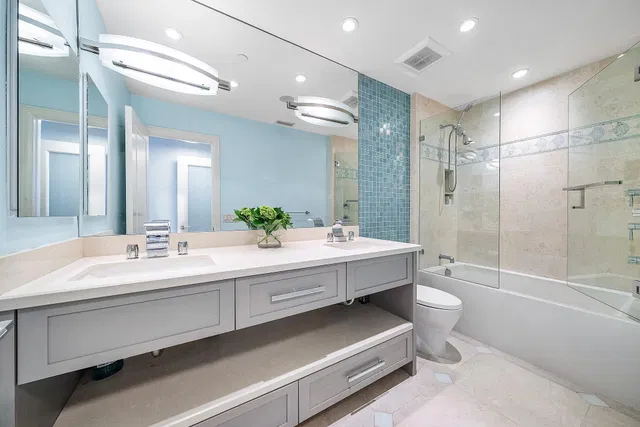 Sloan's Curve Palm Beach Unit 605n photo 23