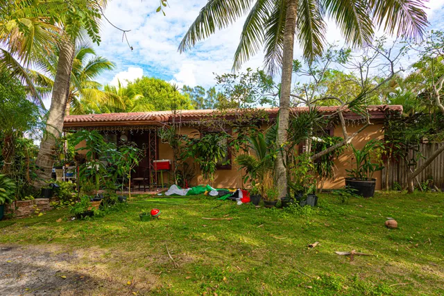 Residence photo 34