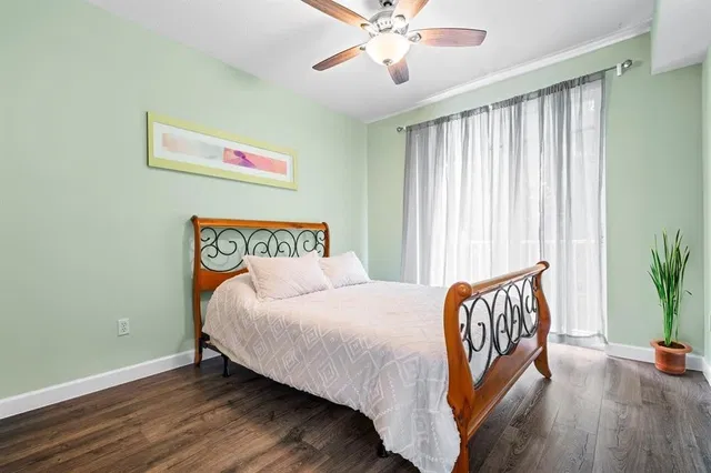 Unit 22 photo 7