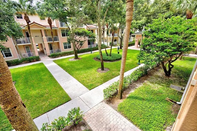  Unit 22 photo 14