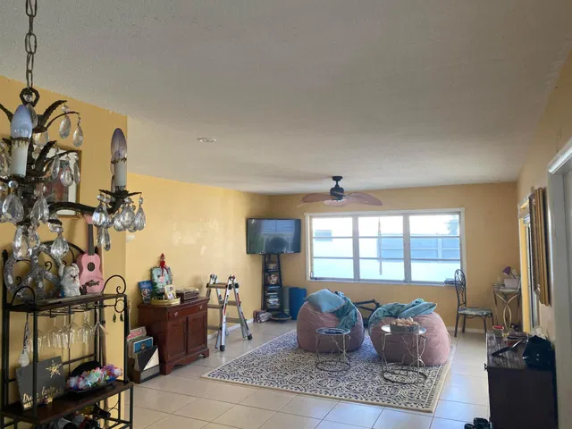 Unit K3 photo 15