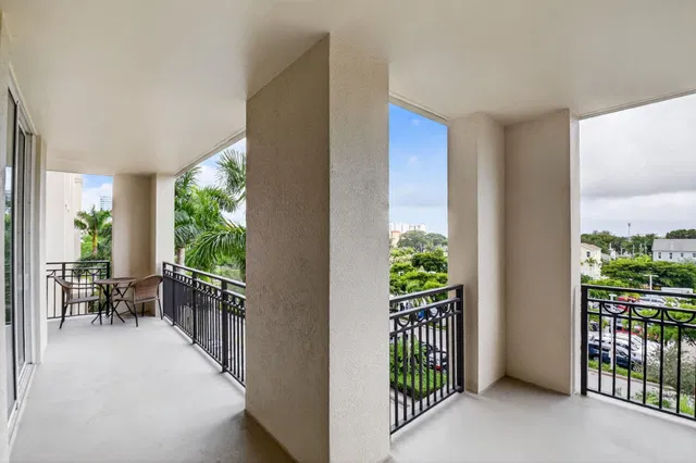 CityPlace South Tower Unit 423 photo 5