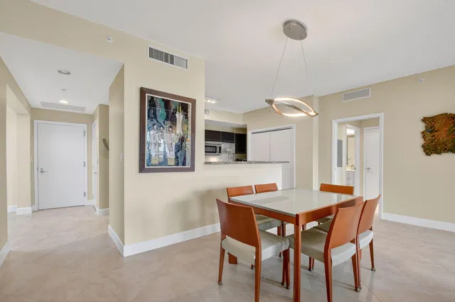 CityPlace South Tower Unit 423 photo 9
