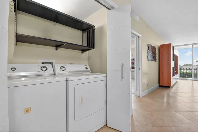 CityPlace South Tower Unit 423 photo 33
