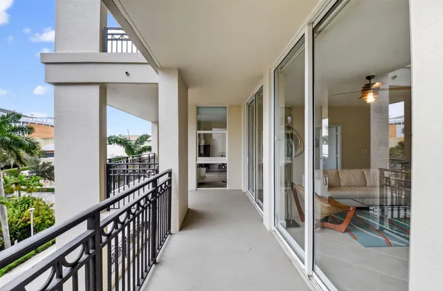 CityPlace South Tower Unit 423 photo 37