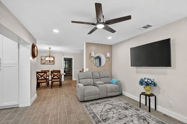 West Palm Beach Residence photo 5