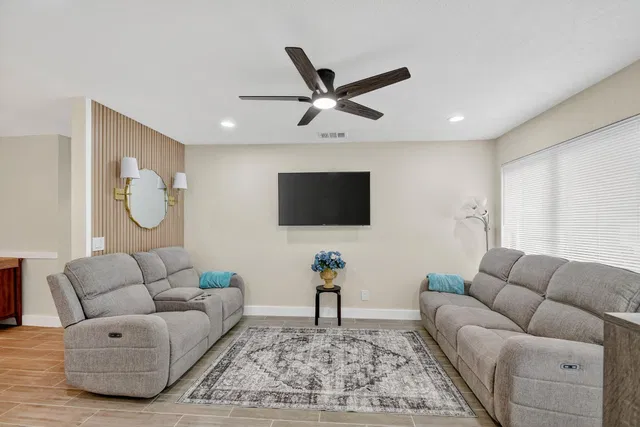 West Palm Beach Residence photo 6