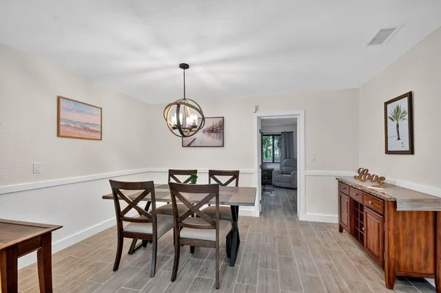 West Palm Beach Residence photo 14
