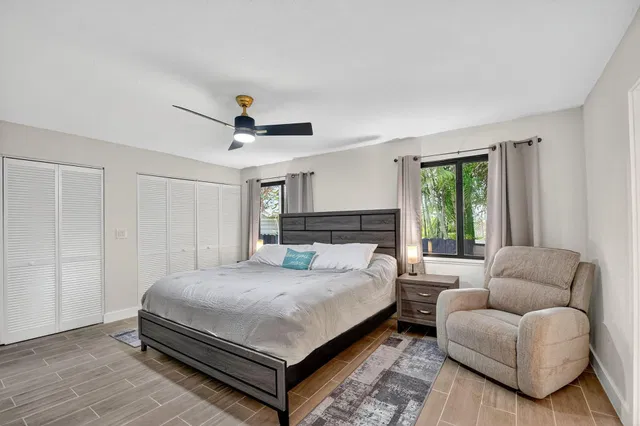 West Palm Beach Residence photo 17